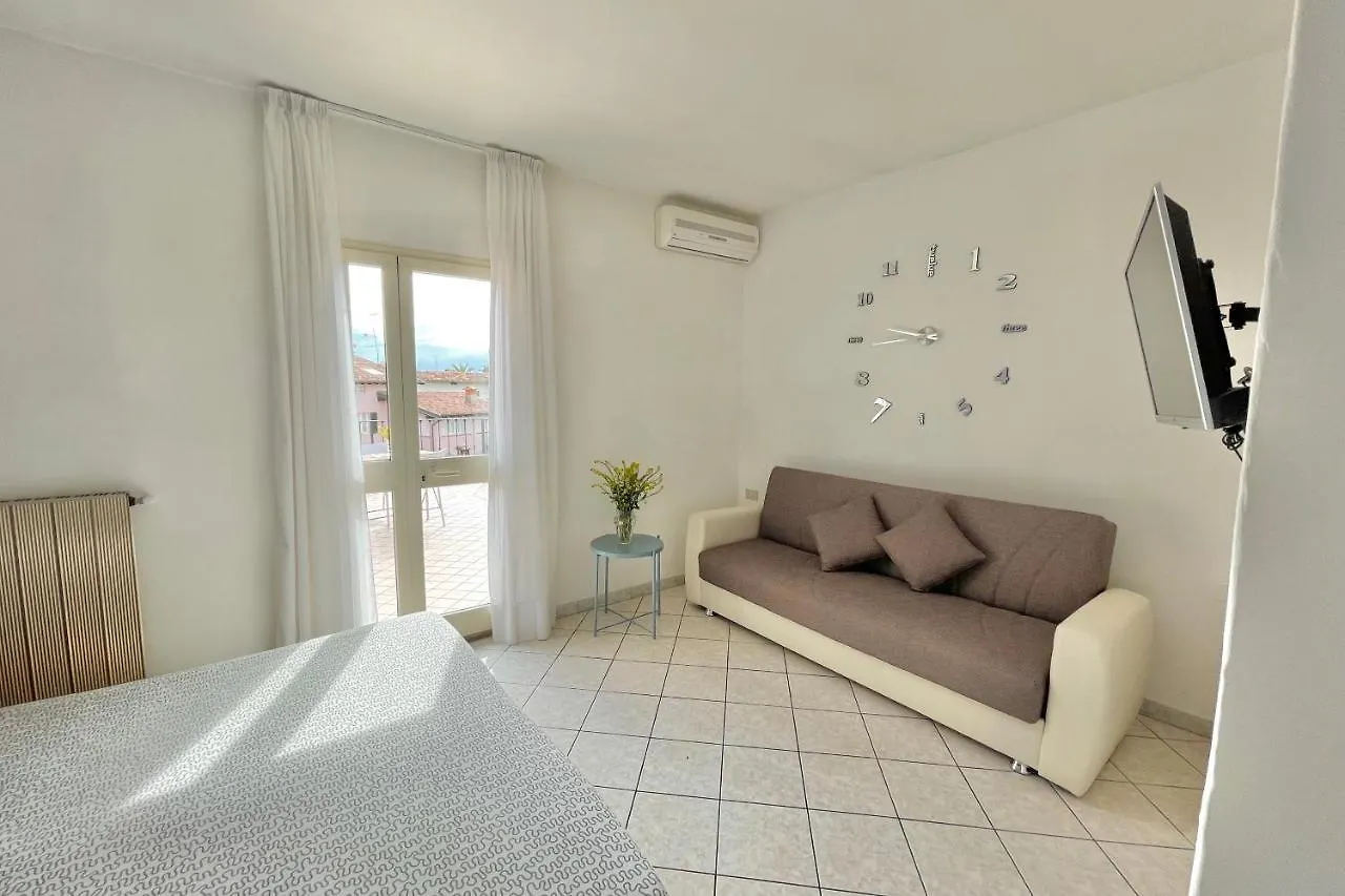 Albergo Vittoria Toscolano Maderno Hotel