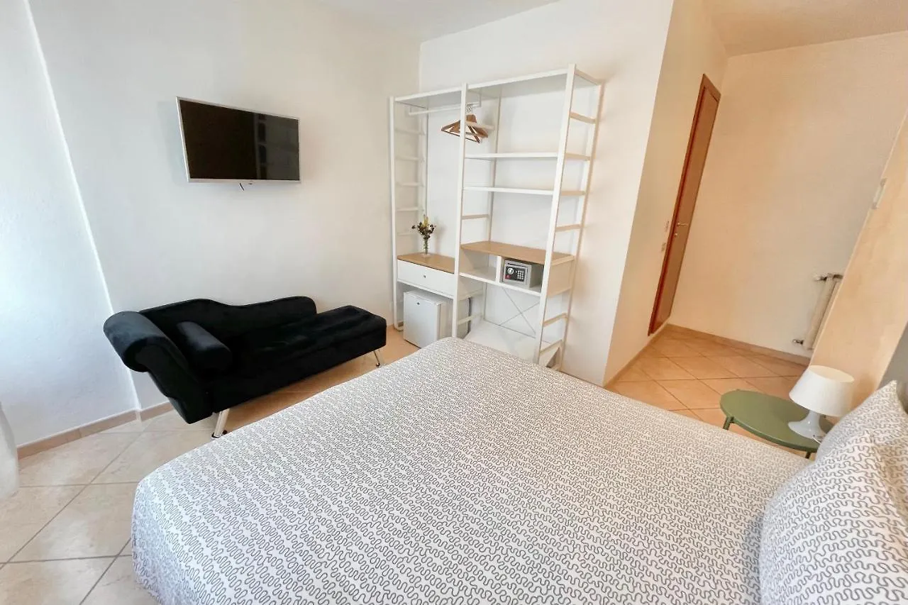 *** Hotel Albergo Vittoria Toscolano Maderno Italy