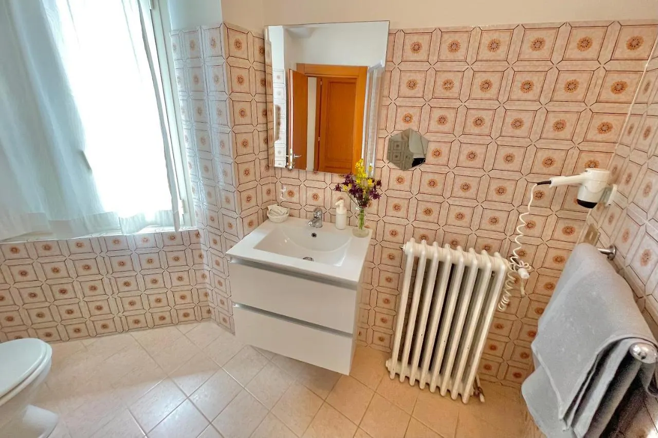 Albergo Vittoria Toscolano Maderno Italy
